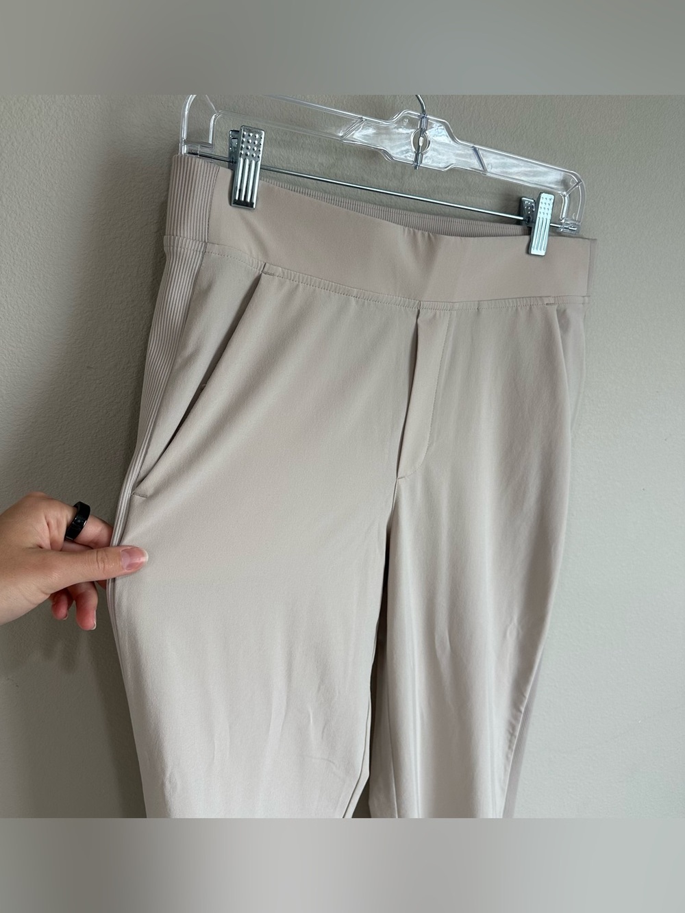 Athleta 6 Tall Brooklyn Pants Abalone White